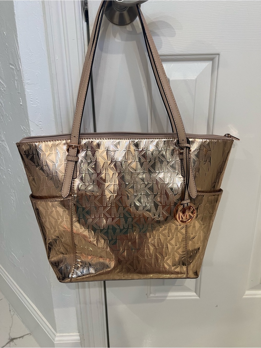GUESS Brown Textured Satchel Shoulder Bag – Chic & Spacious